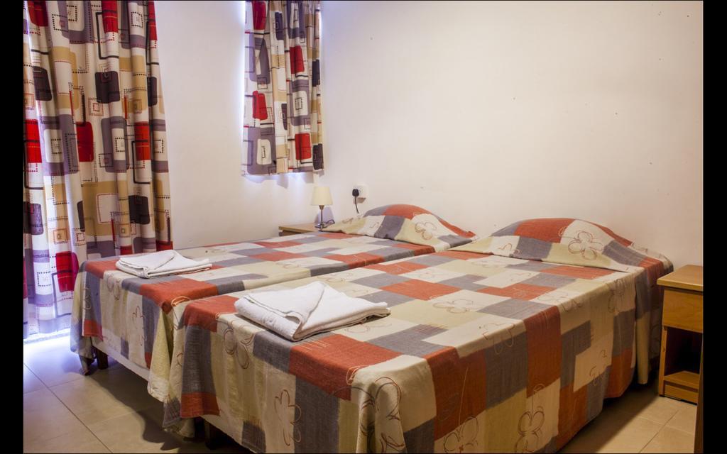Tropicana Hotel San Ġiljan Extérieur photo