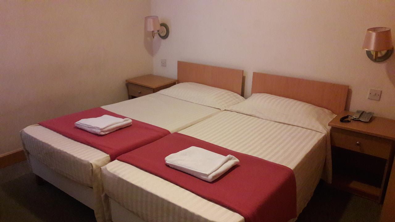 Tropicana Hotel San Ġiljan Extérieur photo