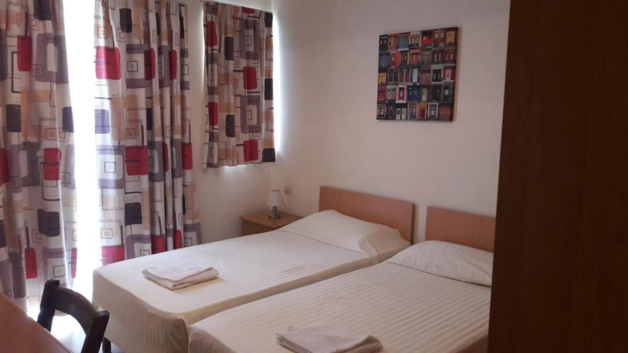 Tropicana Hotel San Ġiljan Extérieur photo