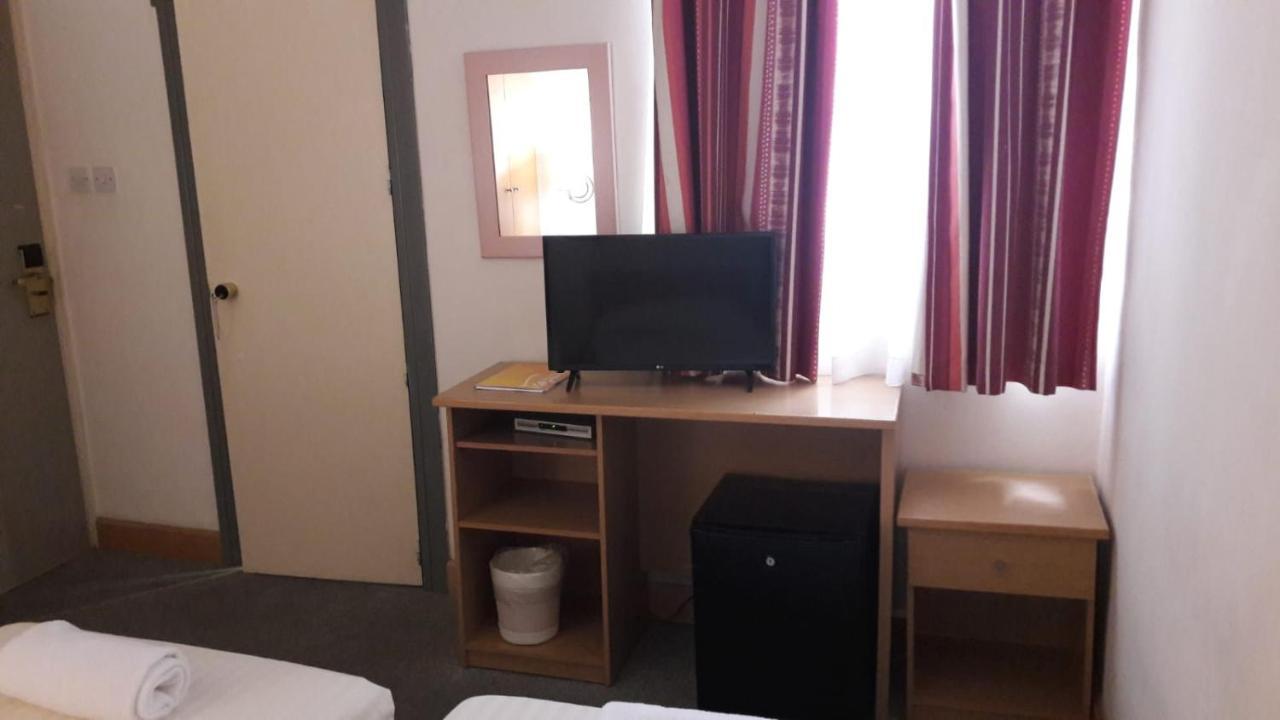 Tropicana Hotel San Ġiljan Extérieur photo