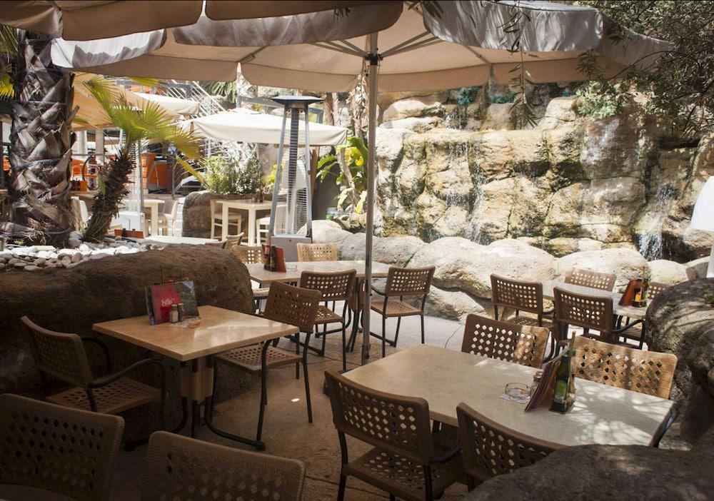 Tropicana Hotel San Ġiljan Extérieur photo